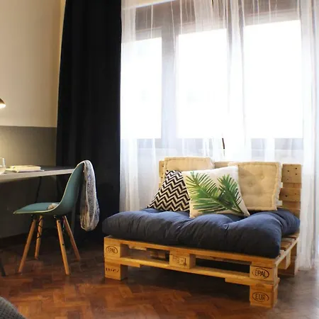 Guest house Republica 20 *